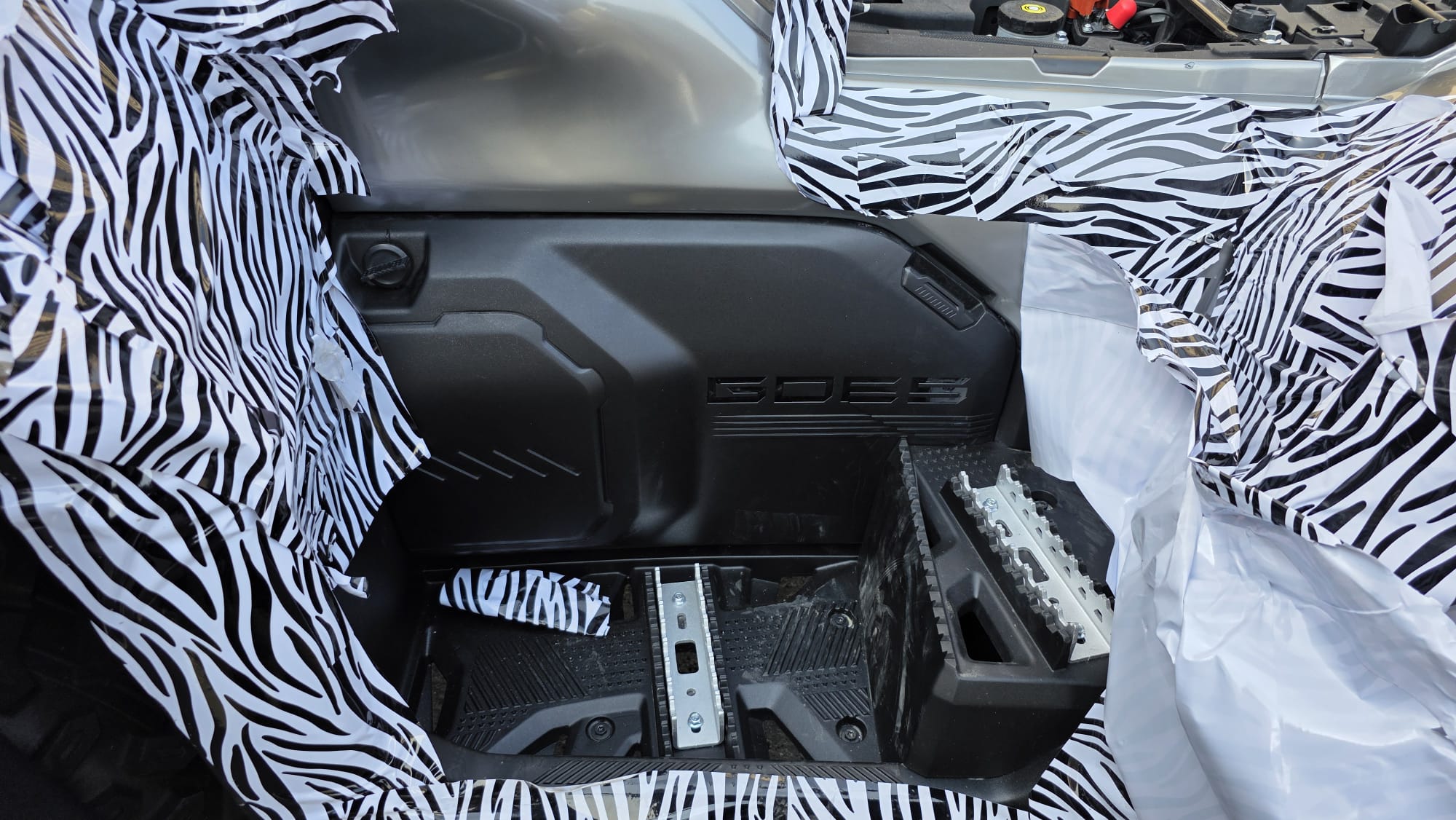 Dealer network or market image